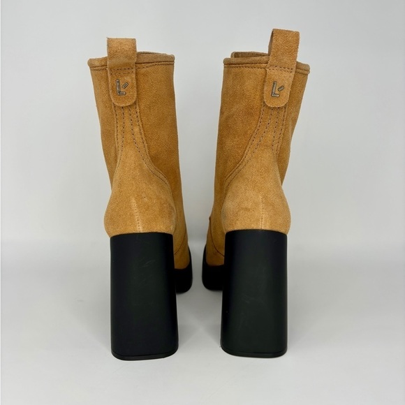 EUC Larroude Nicole Hi Heeled Boots in Toasted Tan Brown Suede, Size 9 - Picture 11 of 16